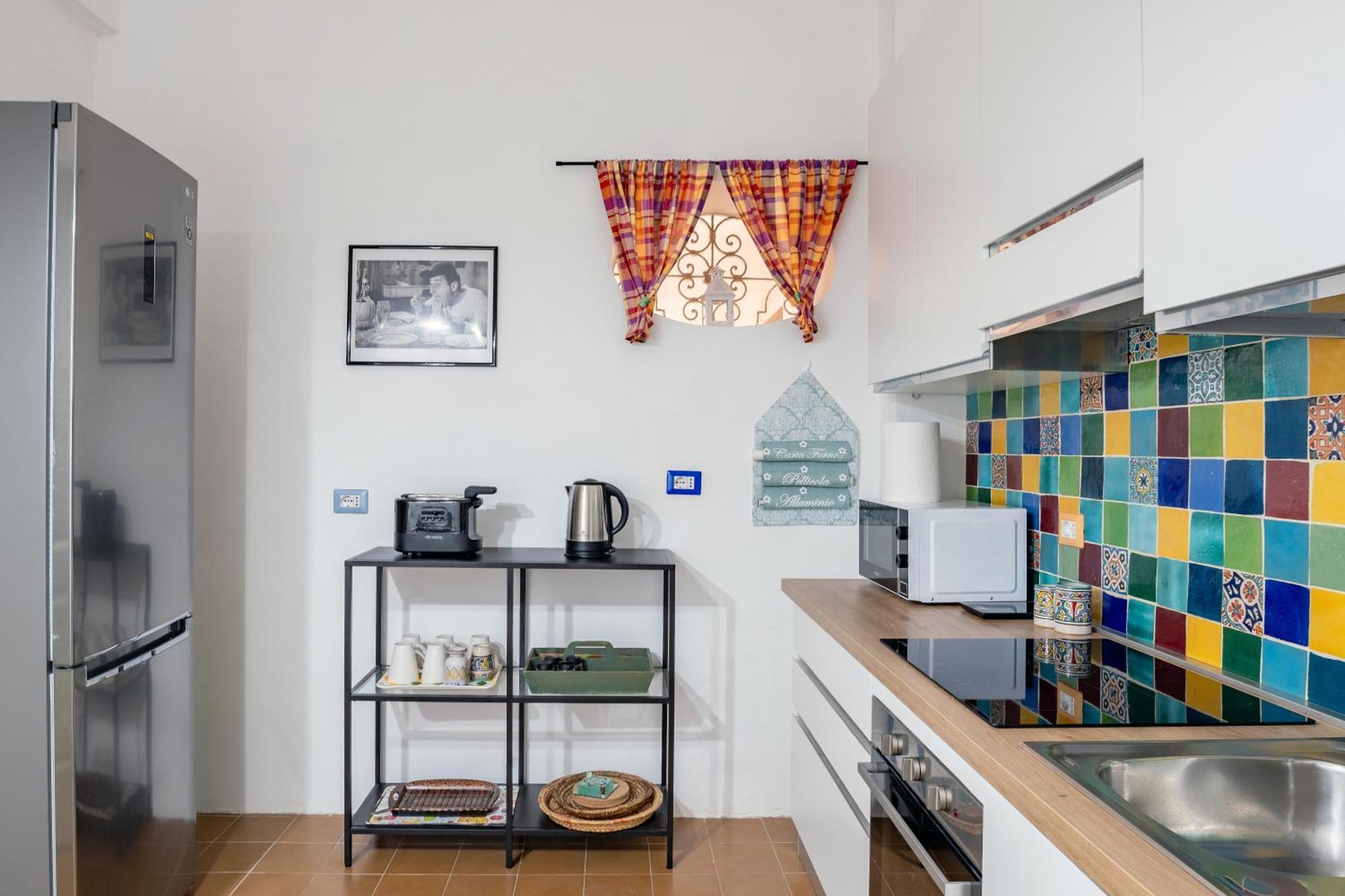 Homedesirome - La Casa A Colori Esterno foto